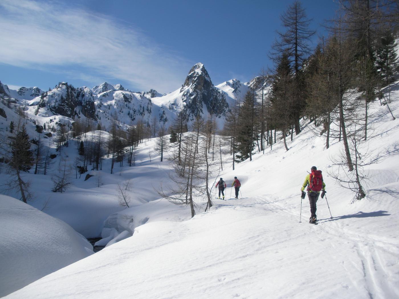 verso la capanna Tesina con al fondo le Rocche Saboule'..
