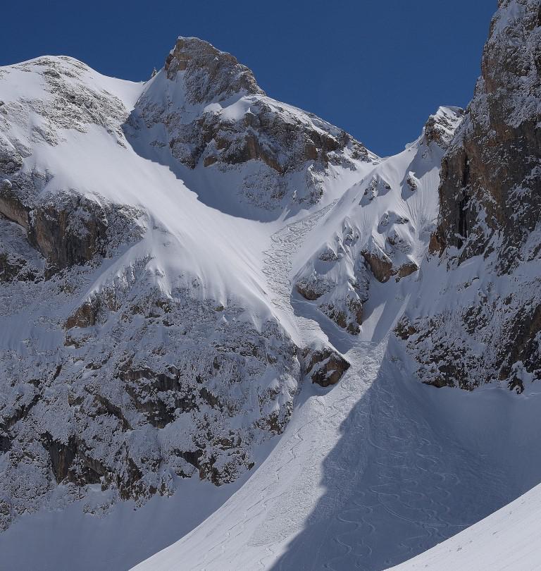 il couloir sceso sul versante Cimbar
