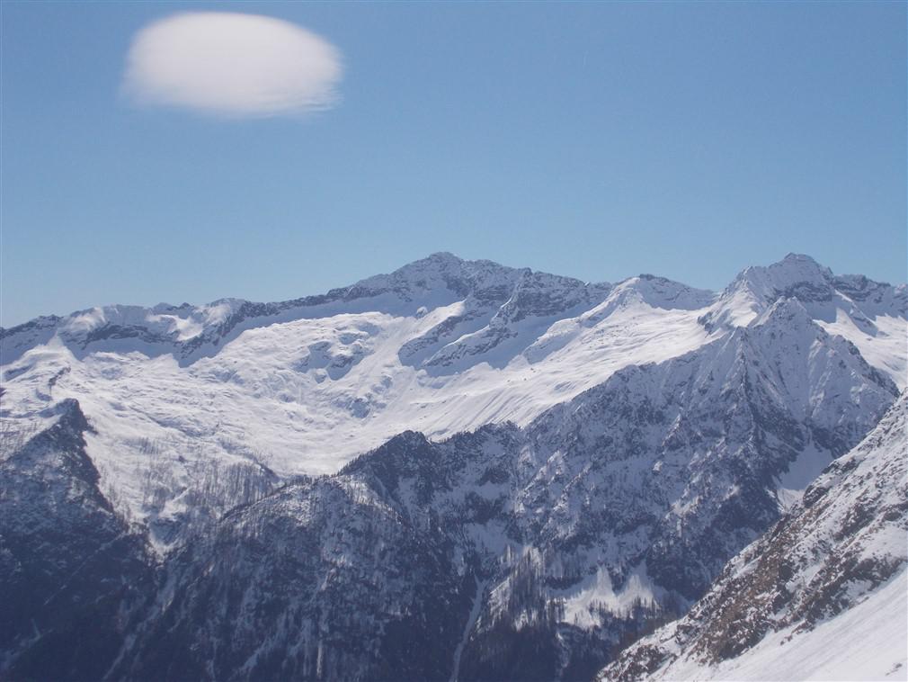 Pizzo Tignaga e (dx) Pizzo Moriana