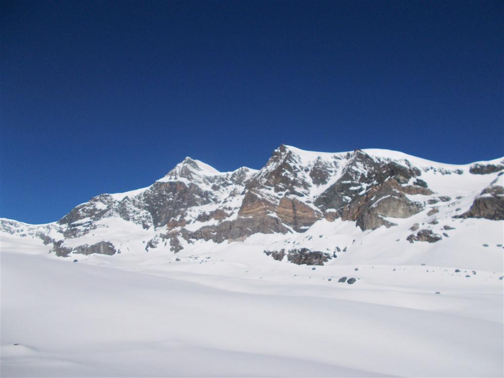 Strahlhorn (sx), Fluchthorn e canale Innere Turre (dx)