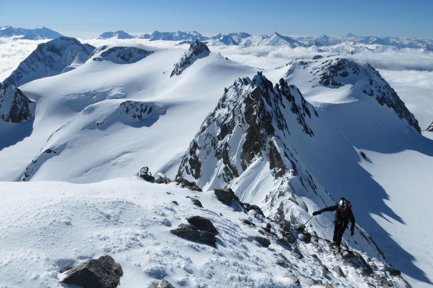 Ultimi mt per la cima su roccette verglassate