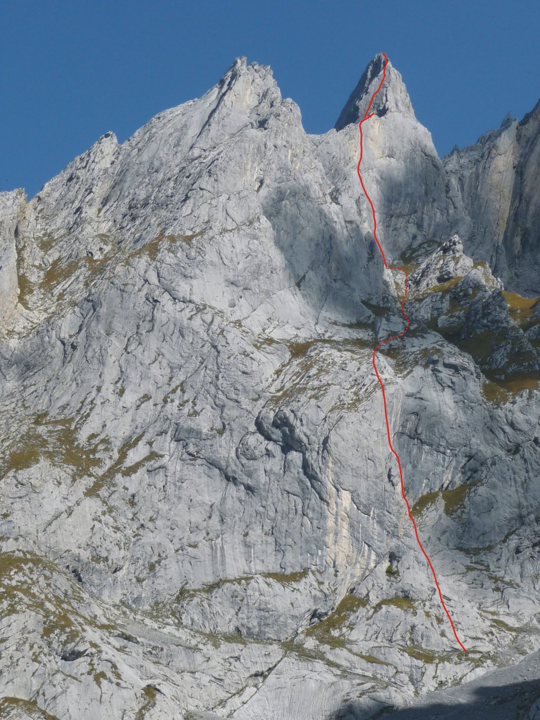 tracciato della via, con approccio per i primi quattro tiri di Gagelfanger