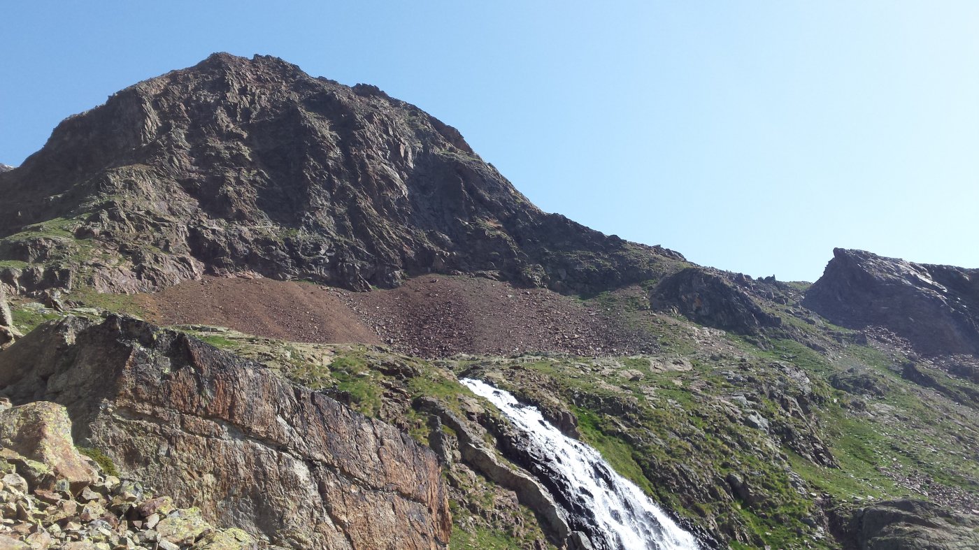 La cima vista salendo