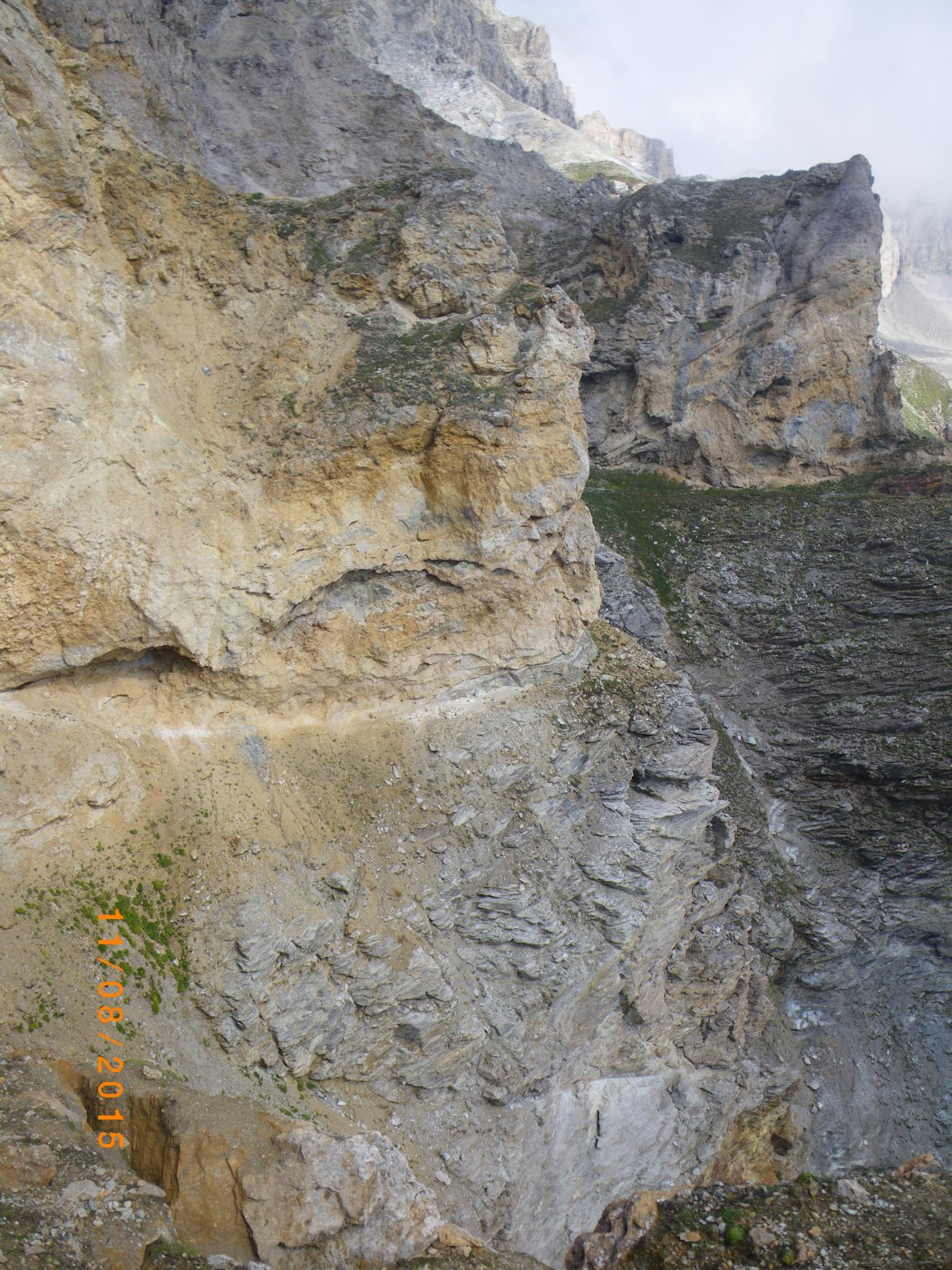 ..nel tratto più delicato del sentiero..