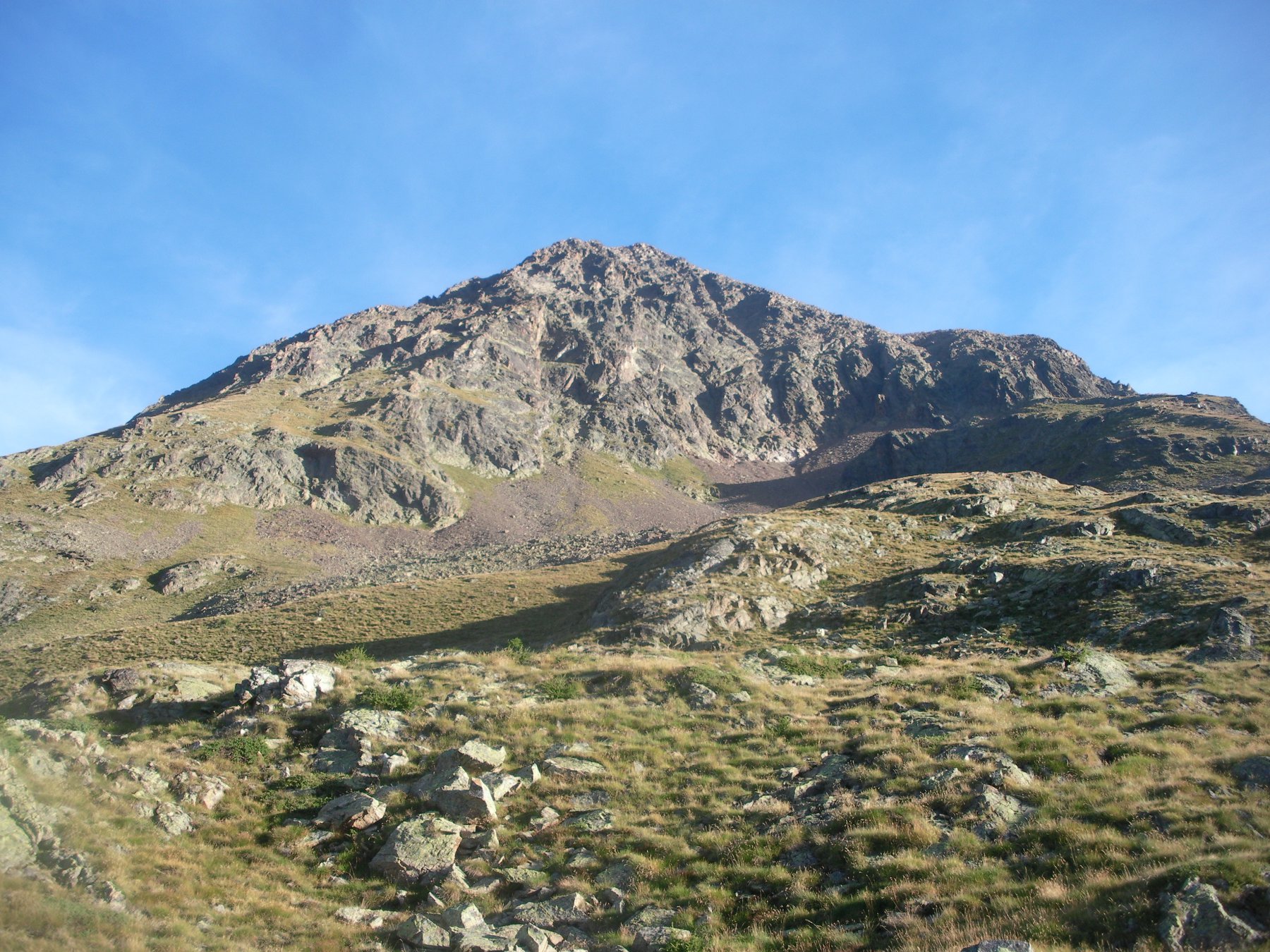 La Becca..dai pressi dell'alpe Chatele'..