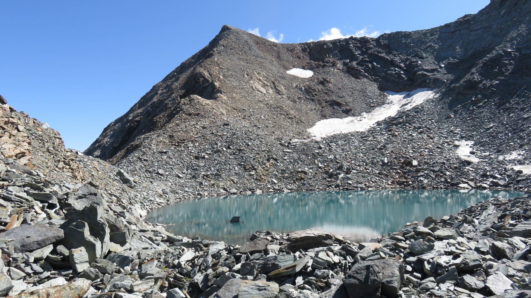 Lac Glacier e pietraia di salita al Mont Glacier