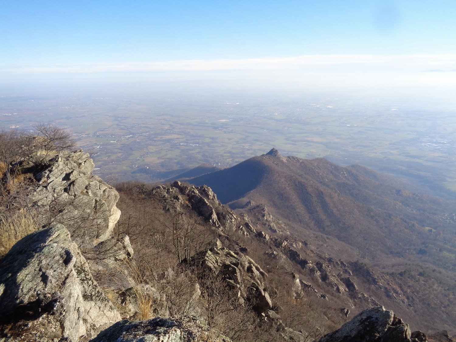 dal Brunello verso gli ormai piccoli e distanti Due Denti