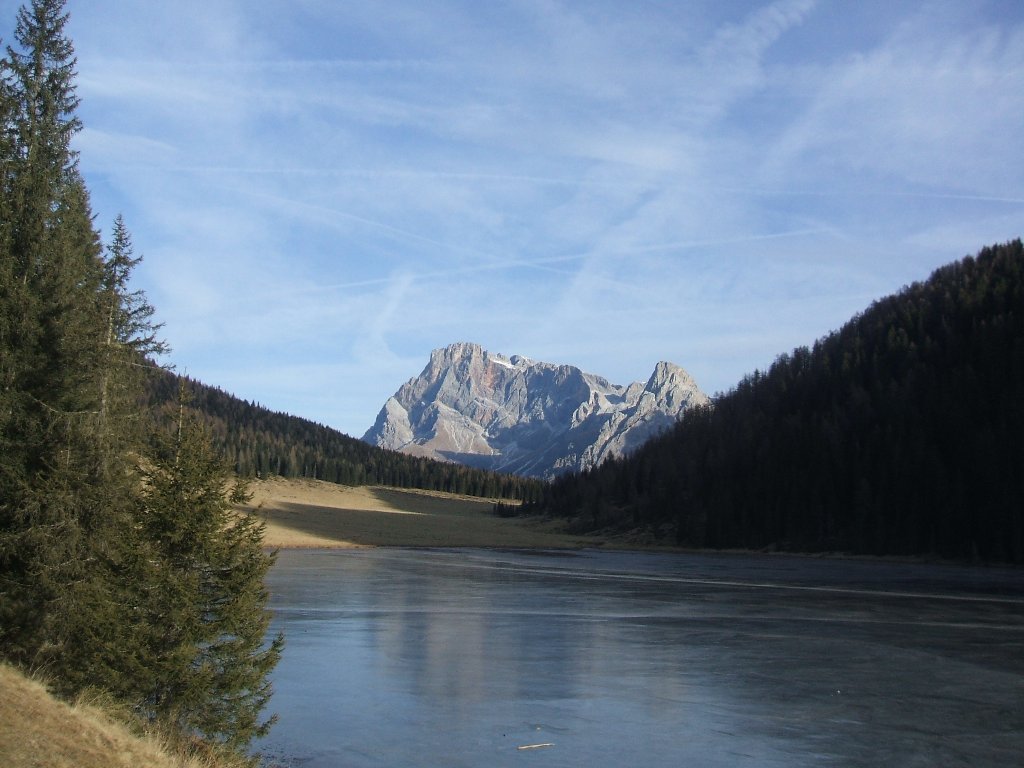 lago Calaita e Cimon de la Pala