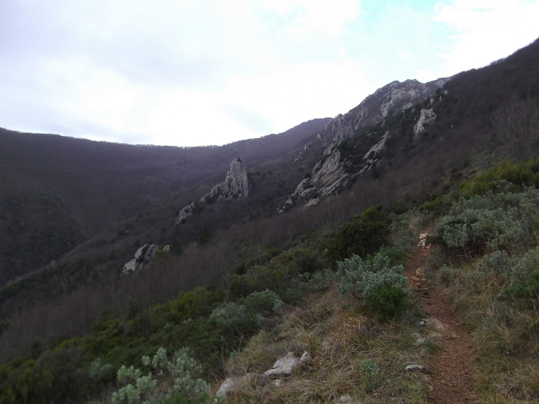 verso il Terre Alte con la Rocca dell'Aia in centro.