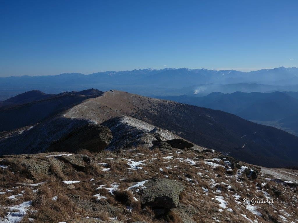 La dorsale di discesa verso il Colle di Melle