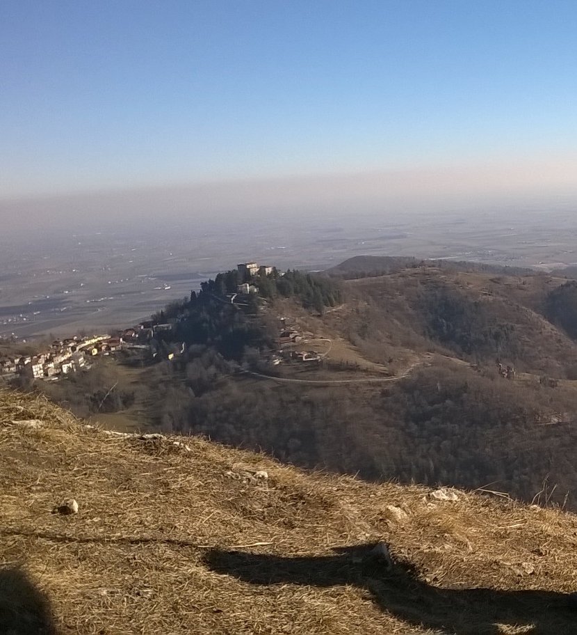 Montemale visto dalla Cima Varengo