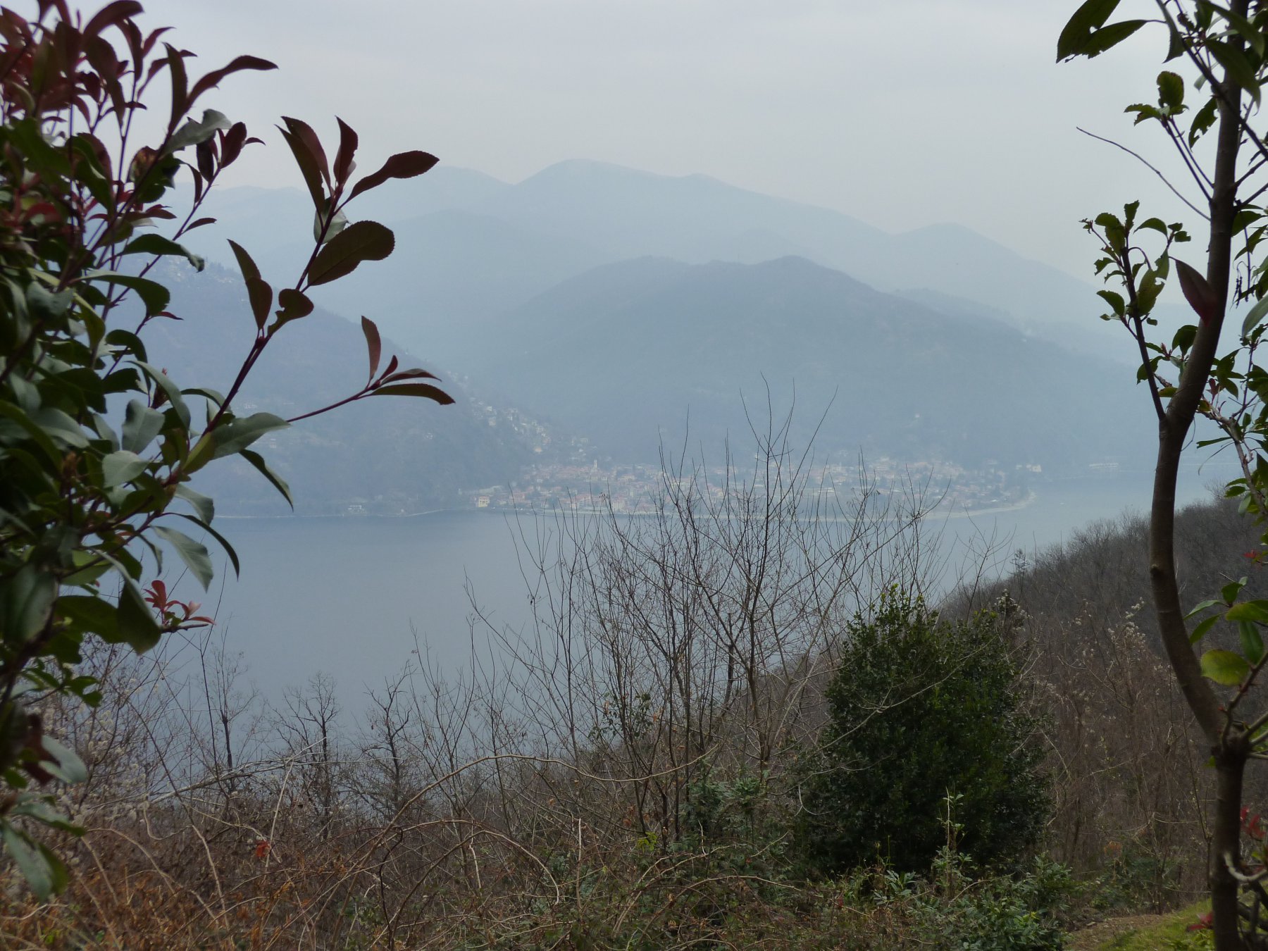 Oltre il lago: Luino