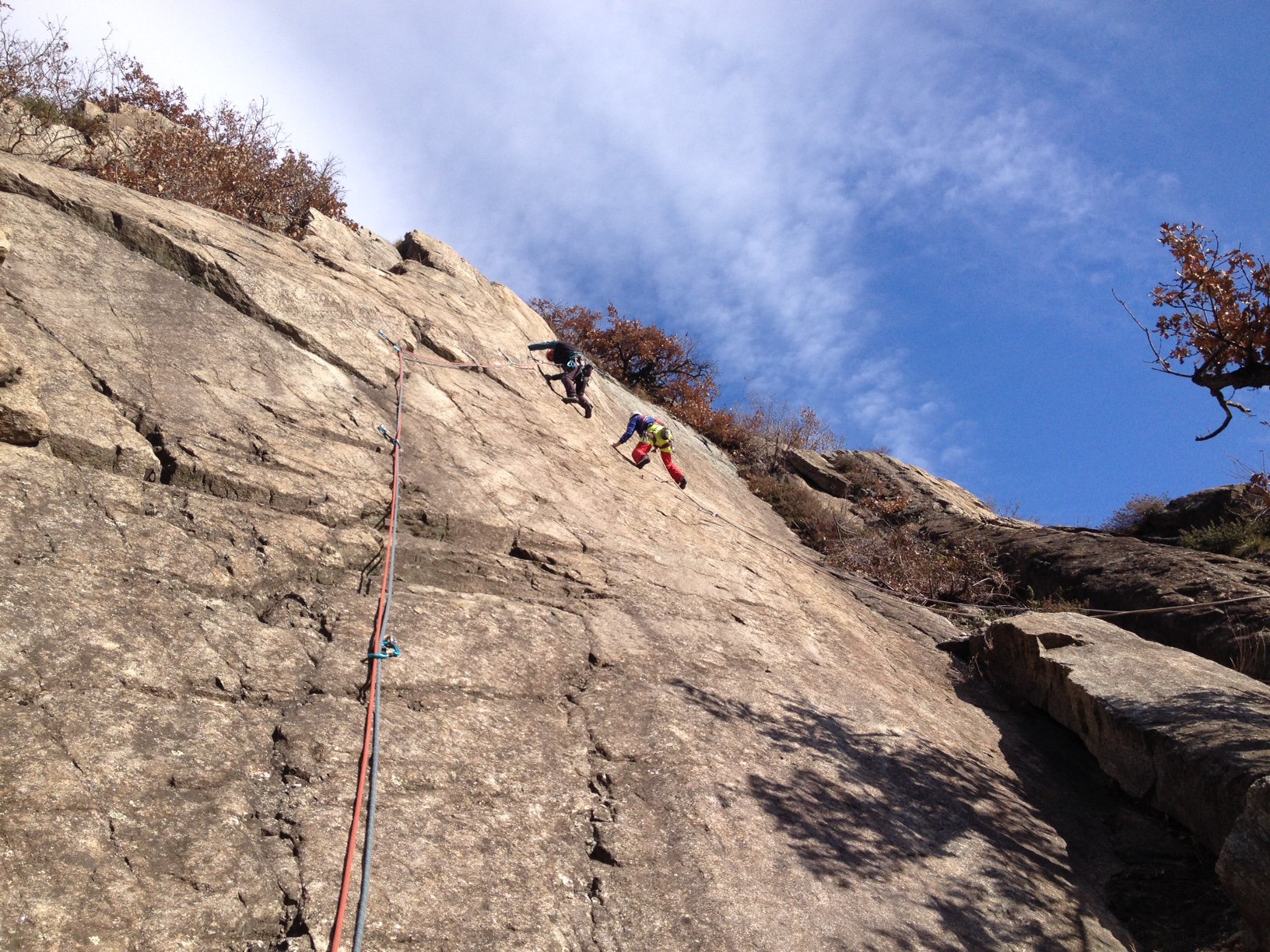 I tiri finali di La carica dei 108 (a sinistra) e Valerian Mello (a destra)