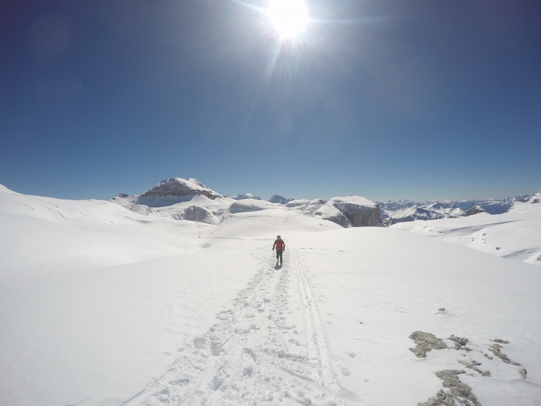 Piz Boé con il versante w, laggiù' il Sass Pordoi e...Valter