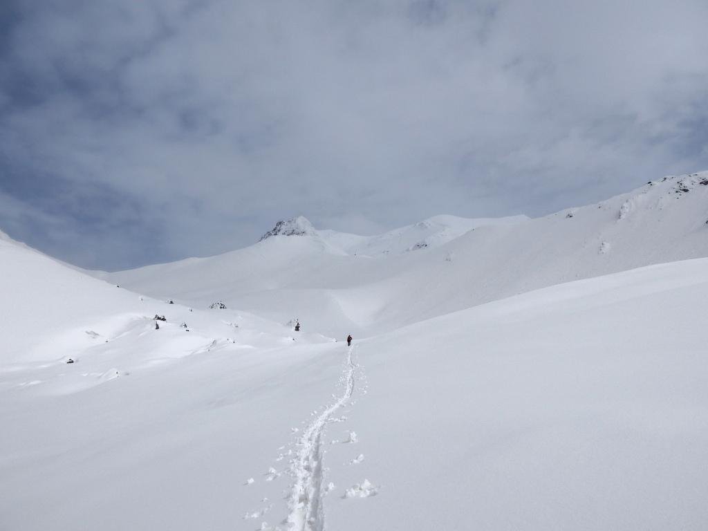 nel Pian dei Morti, verso il Colle della Rho a sinistra