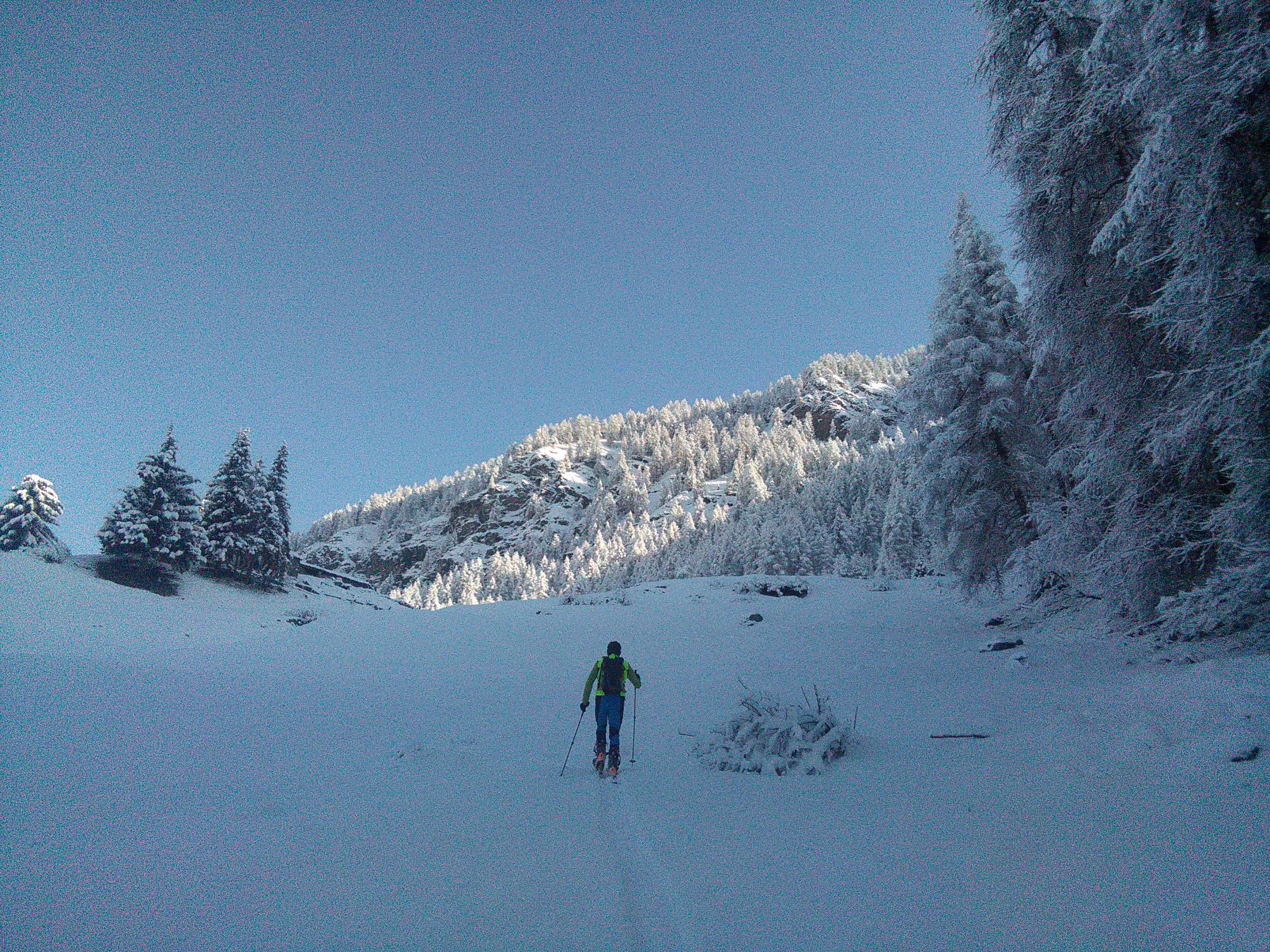 Panorama invernale al primo mattino