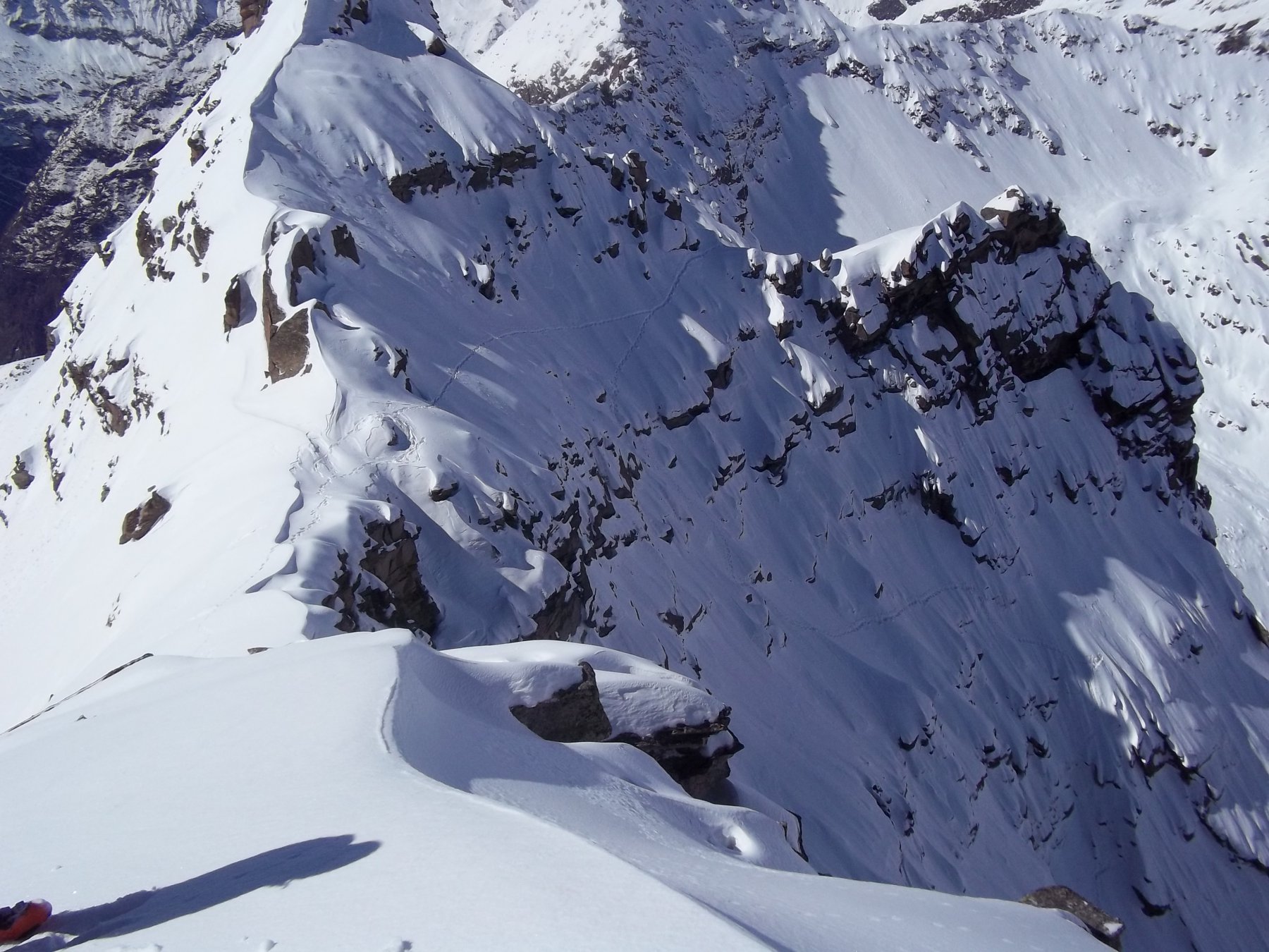 Entrata e parte alta dalla vetta