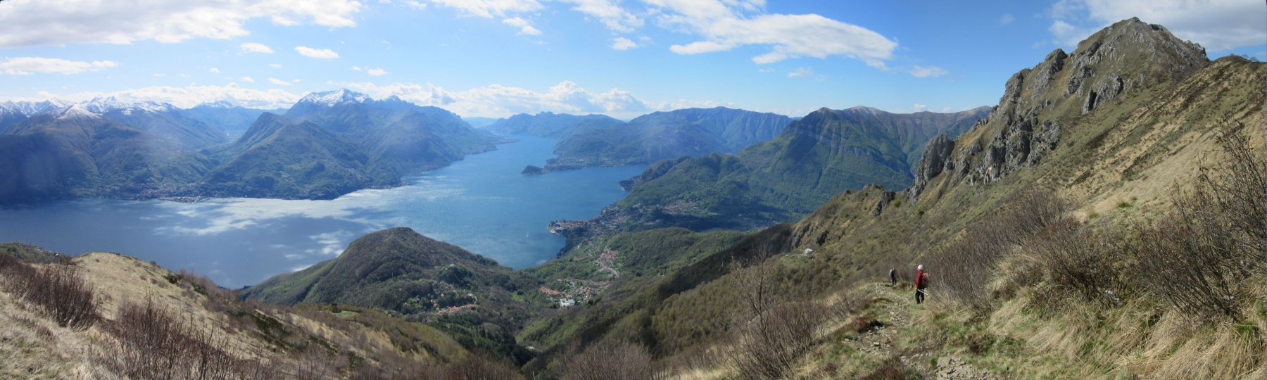 Sulla destra il Monte Grona