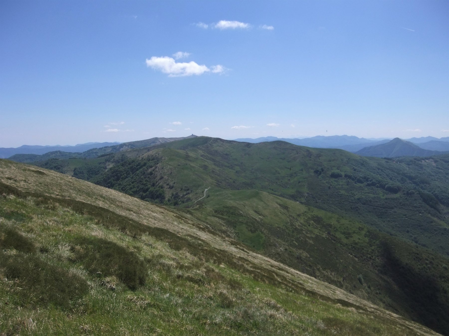 Il lungo crinale verso il Chiappo