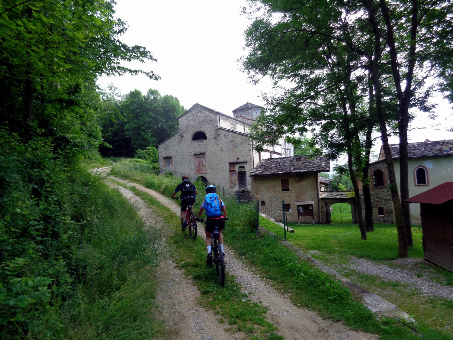 San Costanzo al Monte