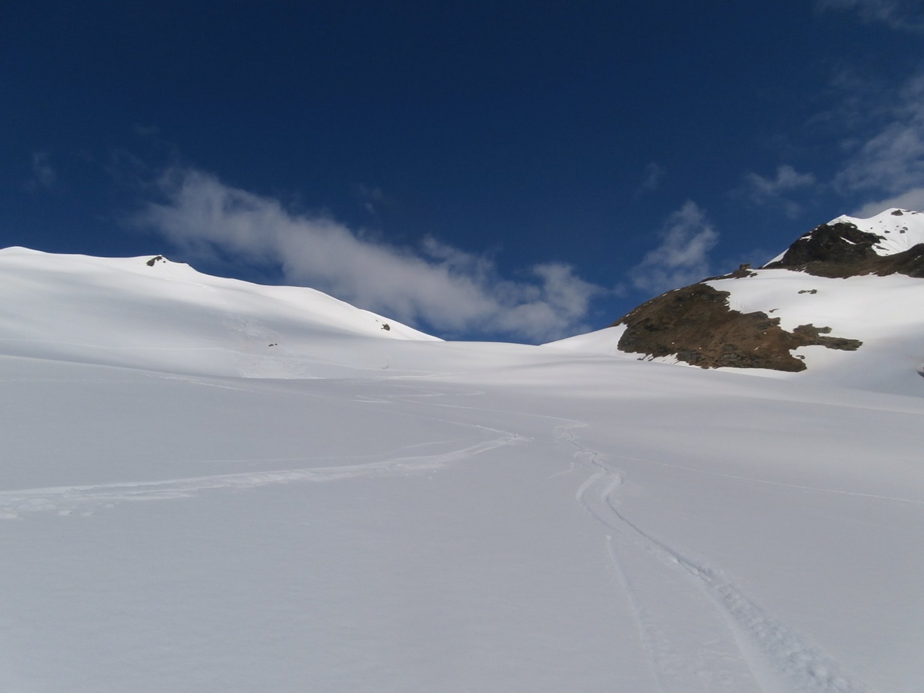 iniziata la discesa con belle curve...