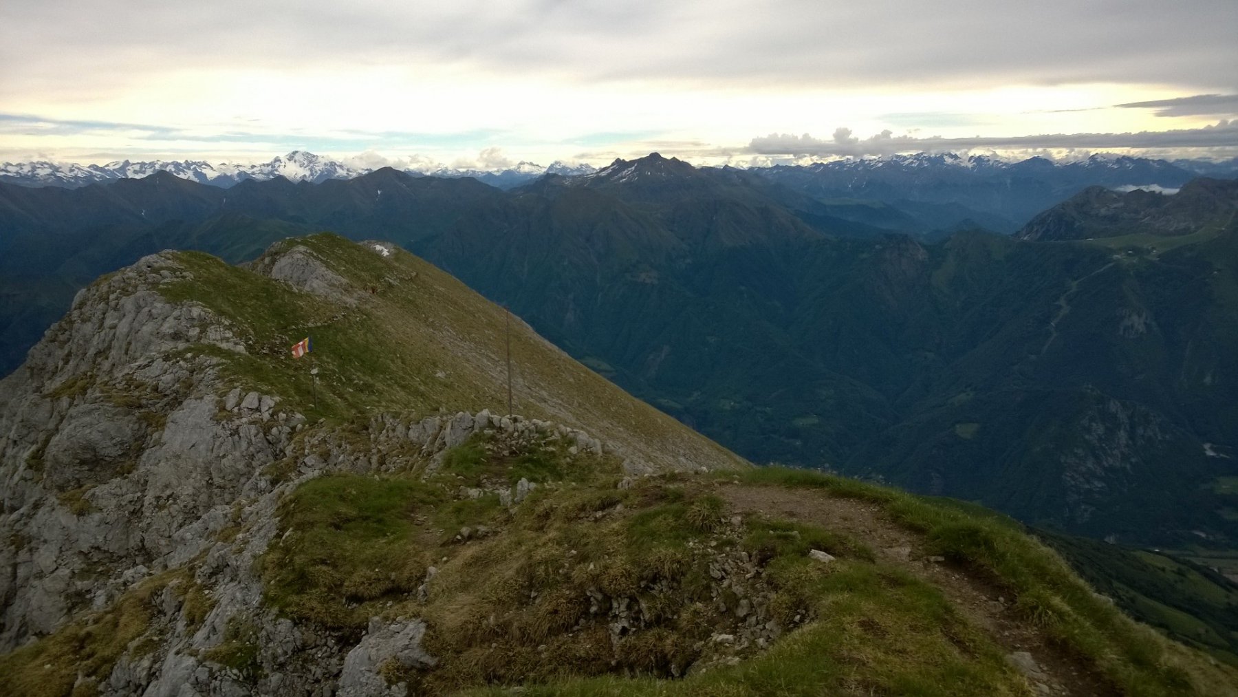 Grigna Settentrionale - Discesa in cresta verso la via invernale