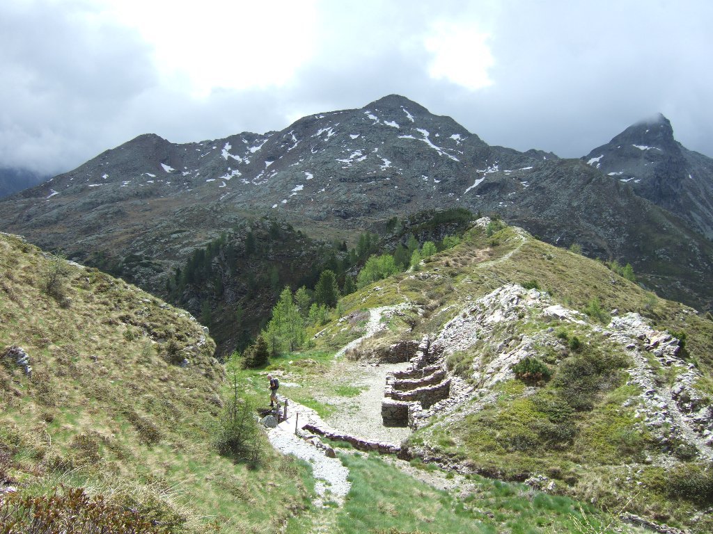 da cima Socede verso cima Lasteati