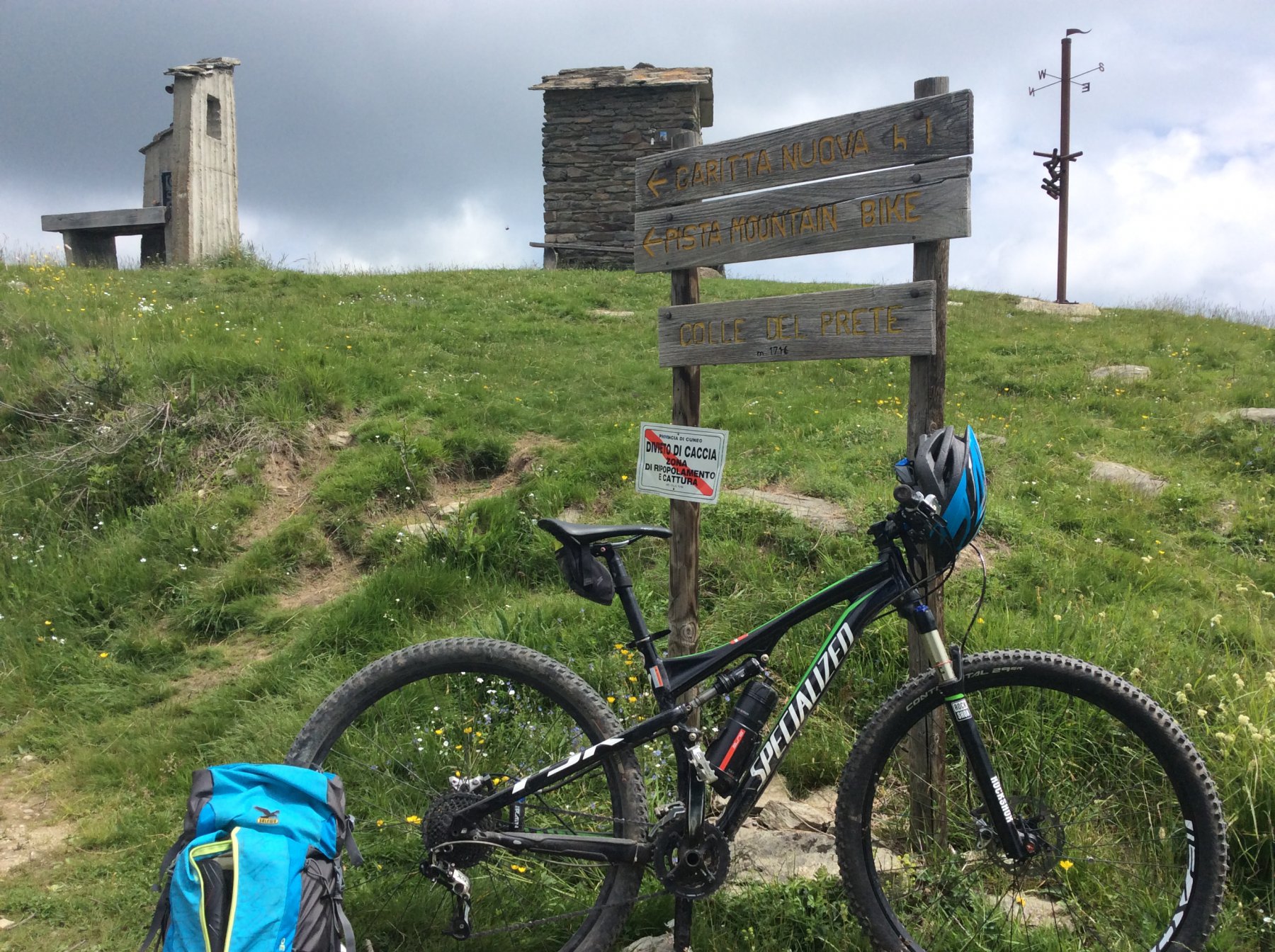 Colle del Prete e bivio