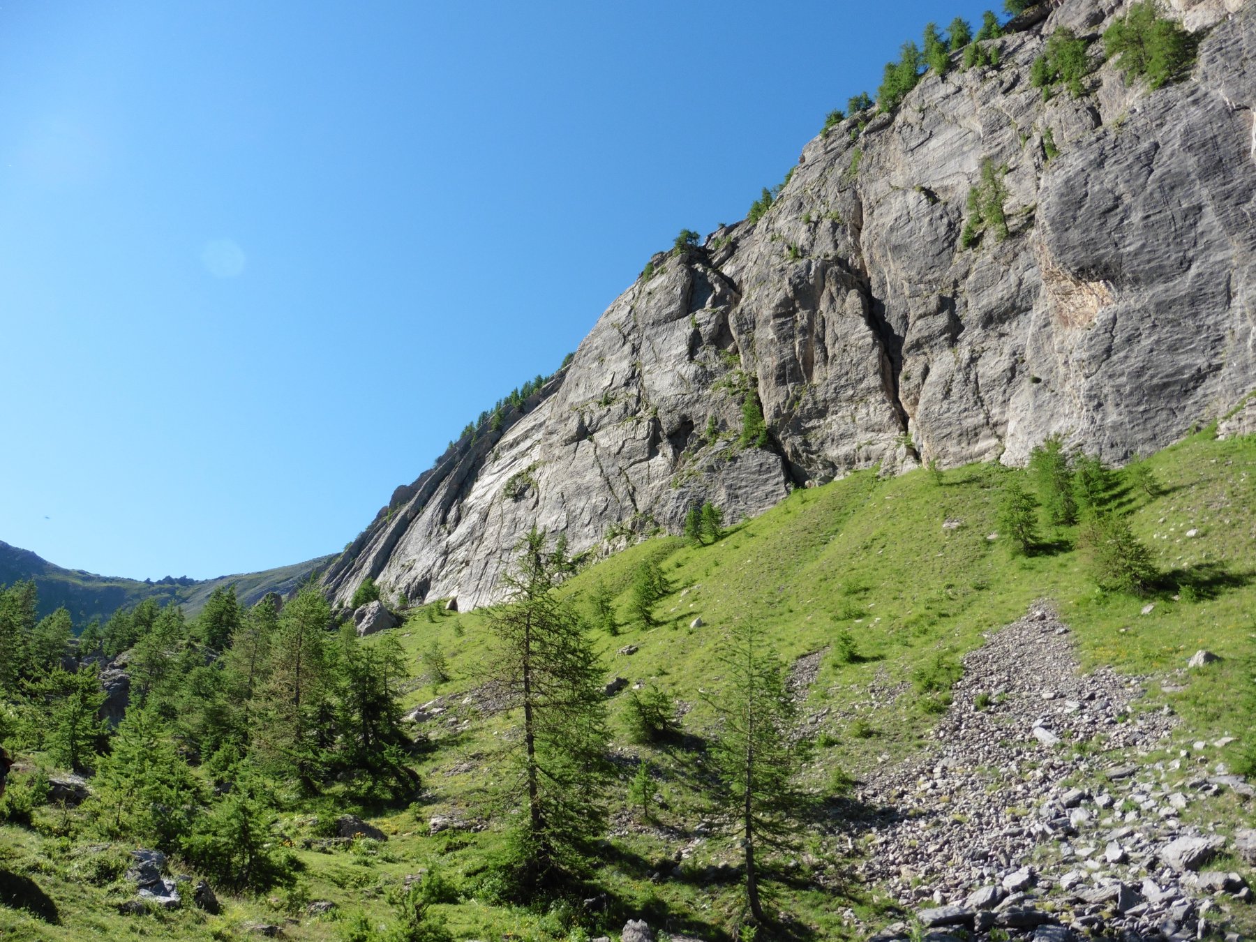 viste da lontano, sulla sx