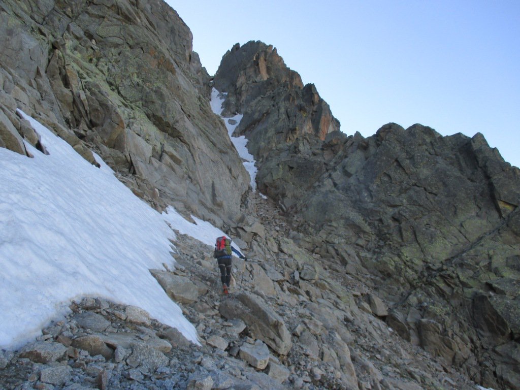 all'uscita del primo canale verso il secondo 