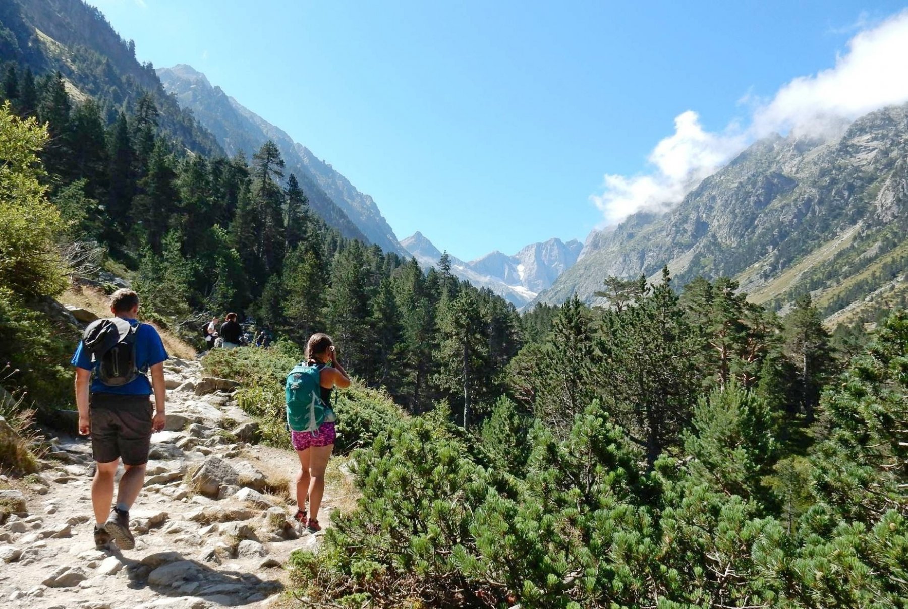 Panorama verso la testata della Vallée de Gaube con il Vignemale. 