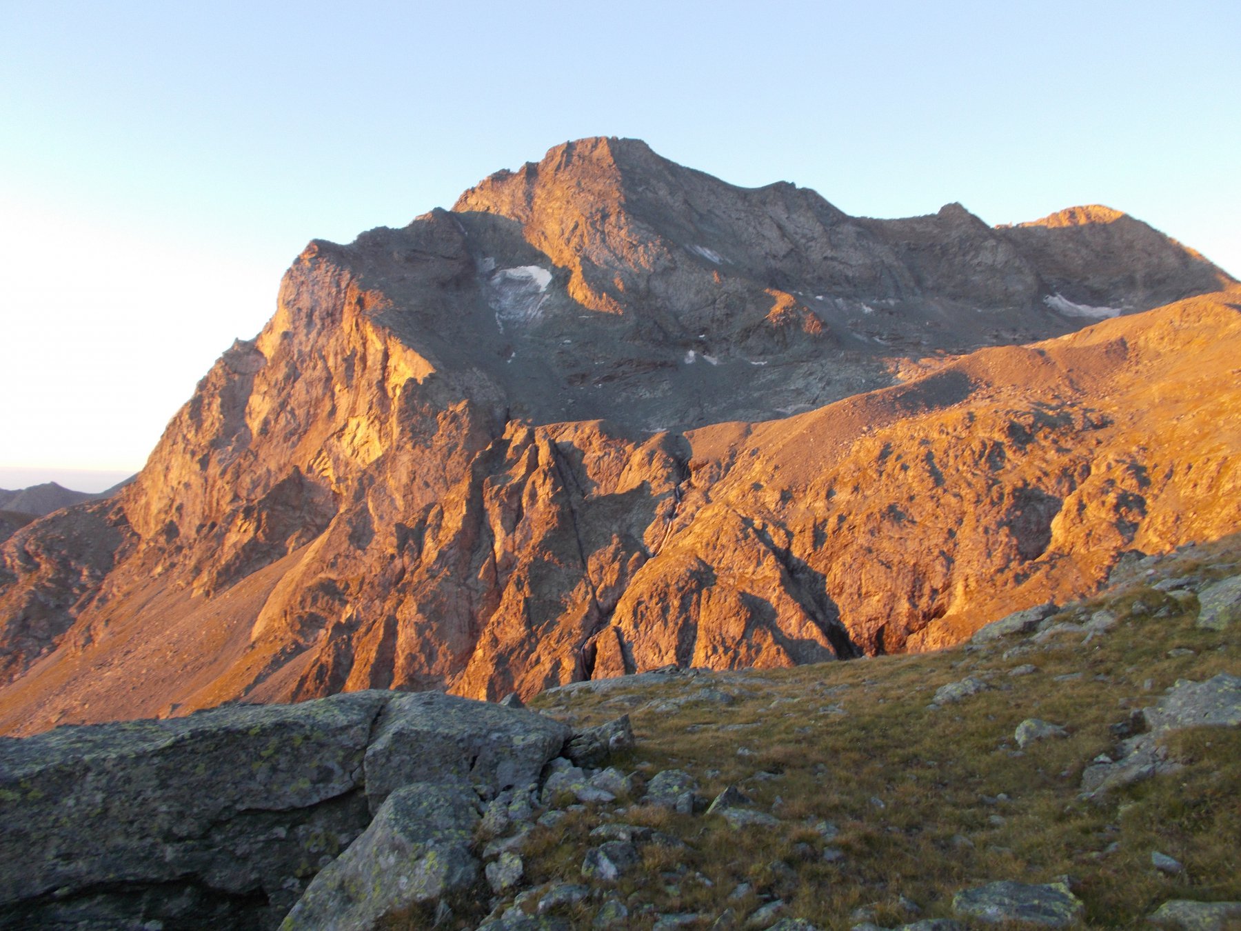 ..e' il Lera il primo a illuminarsi..