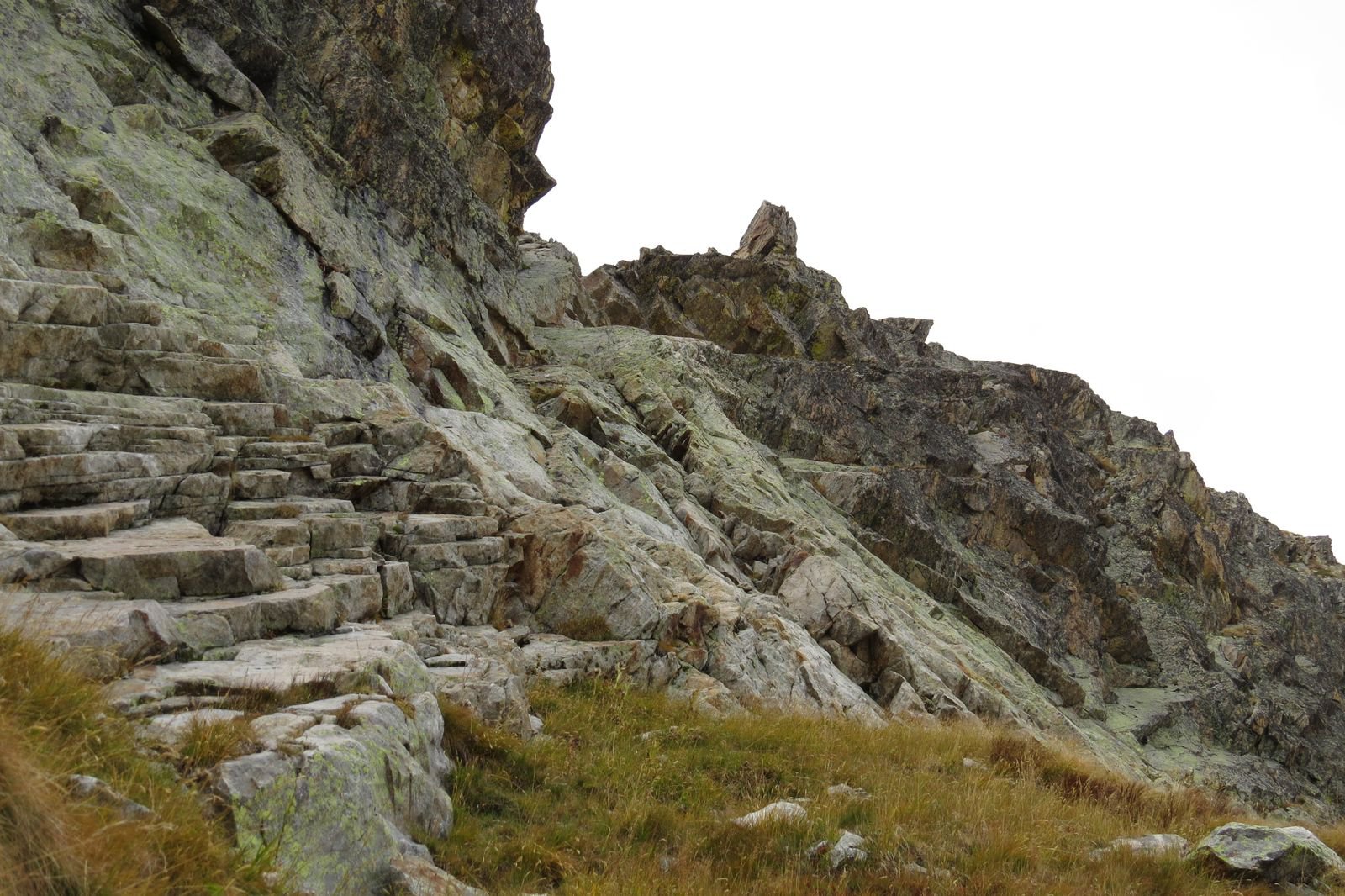 sotto il colle del filo di ferro