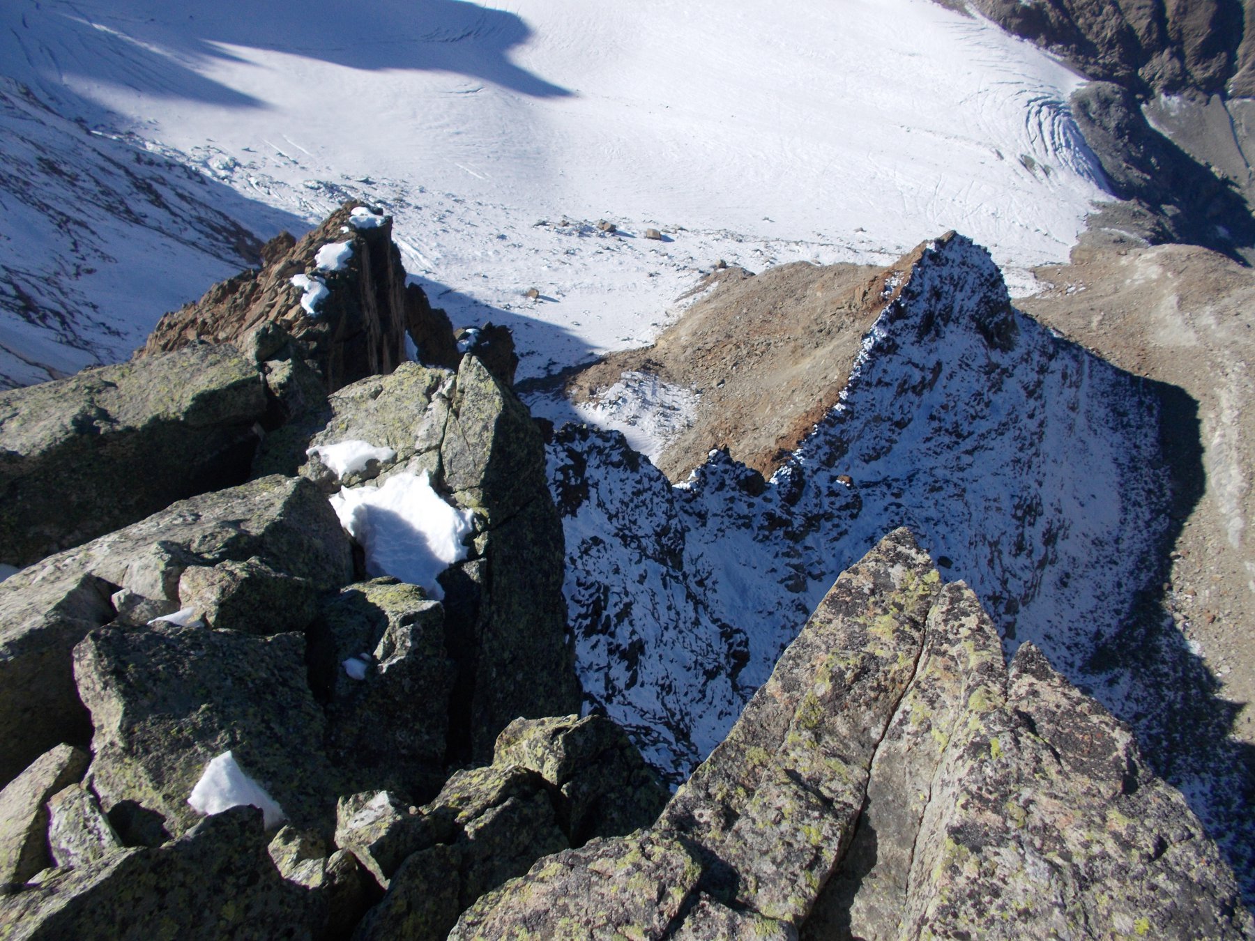 tutta la cresta salita..vista dalla vetta..