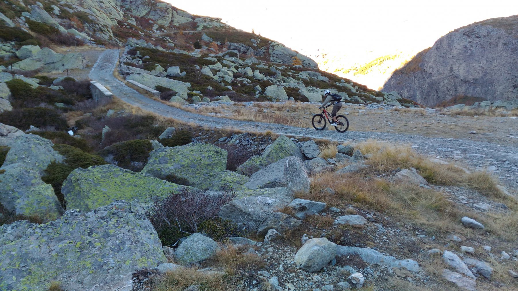 Discesa verso Pian San Nicolao