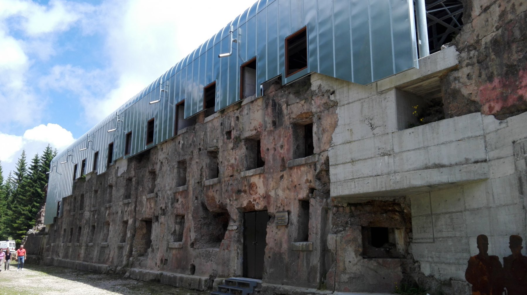 Forte Lusérn (1549 m)