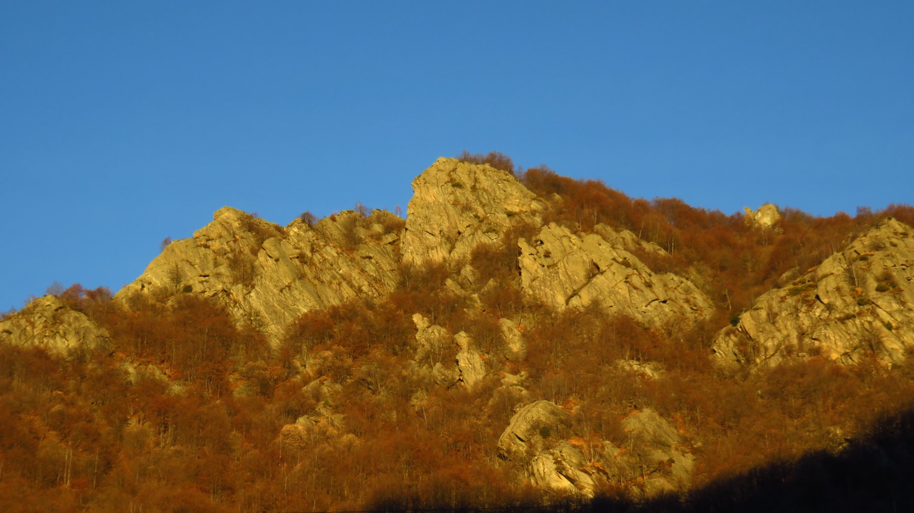 Primo sole su Punta Caramia