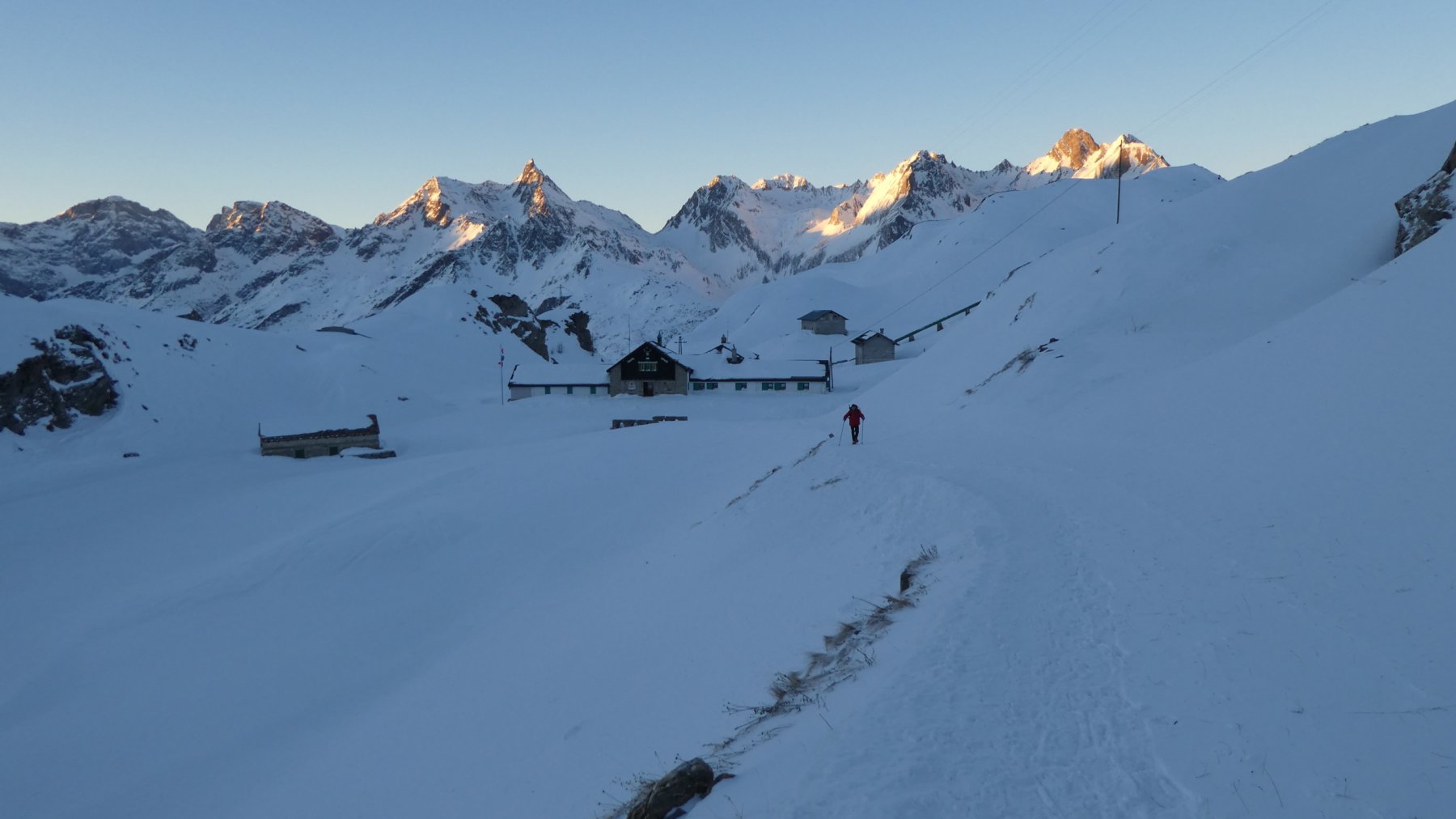 appena partiti dal Rifugio Maria Luisa verso la Val Toggia