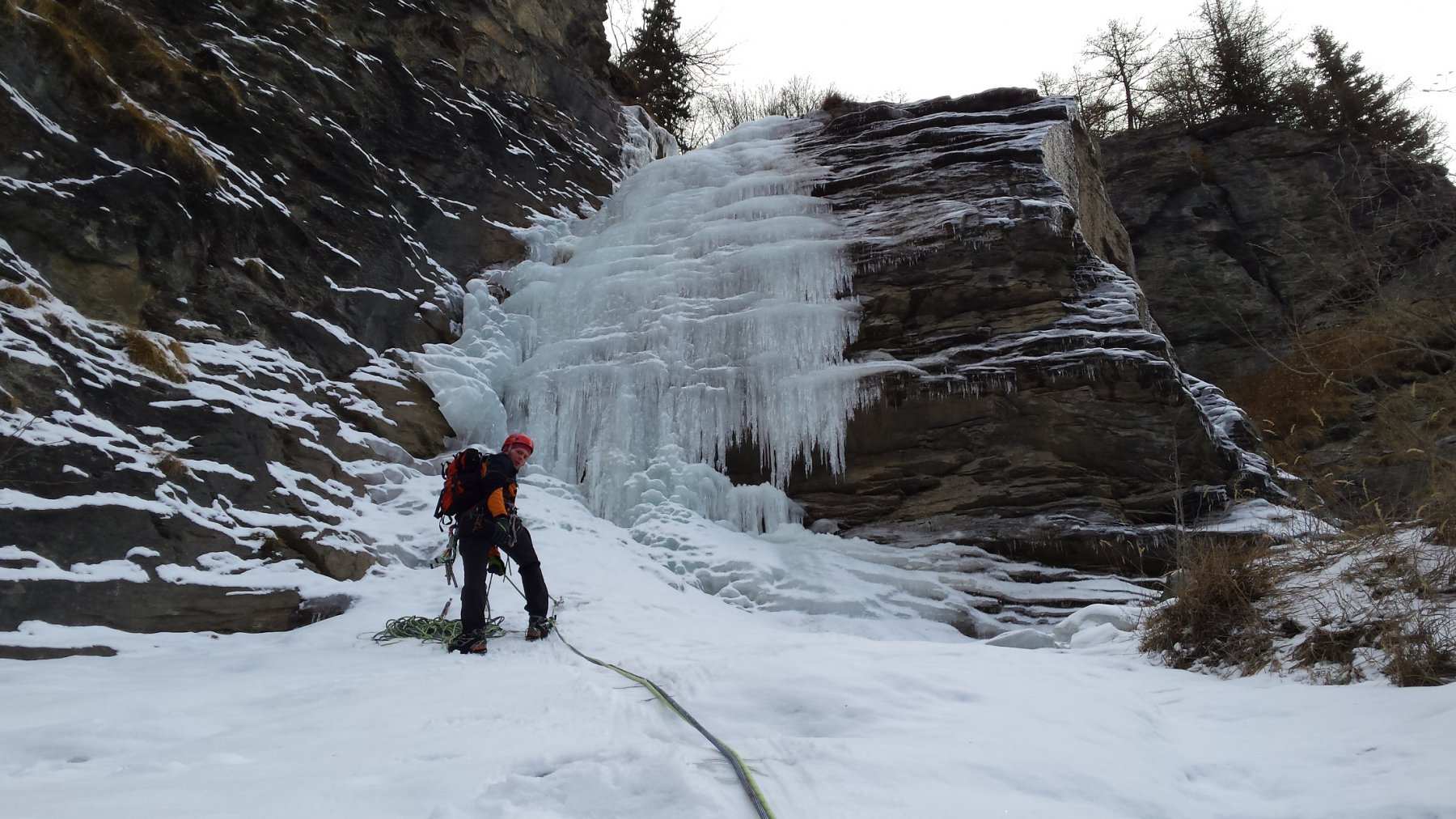 sosta L2 e muretto iniziale di L3