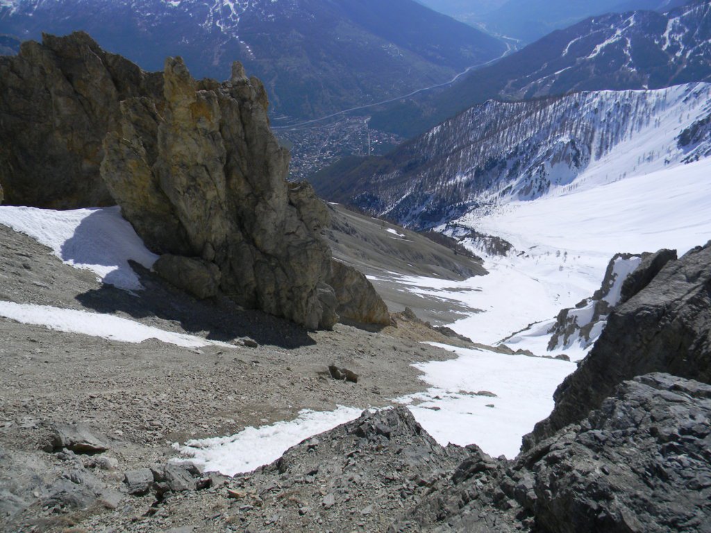 dal Passo Pissat guardo il penio/canale salito....ormai semisecco