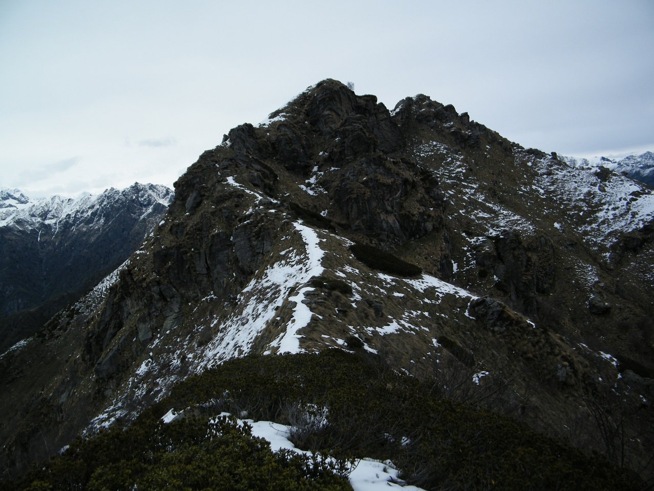 All'inizio della cresta che porta alla Cima delle Balme.