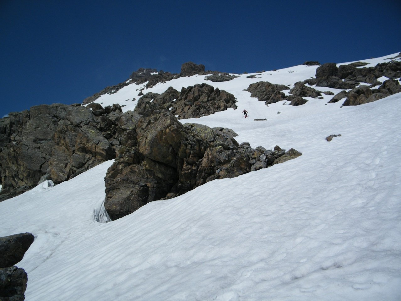 Dopo i Tre Laghetti si inizia a salire in direzione della dorsale sommitale