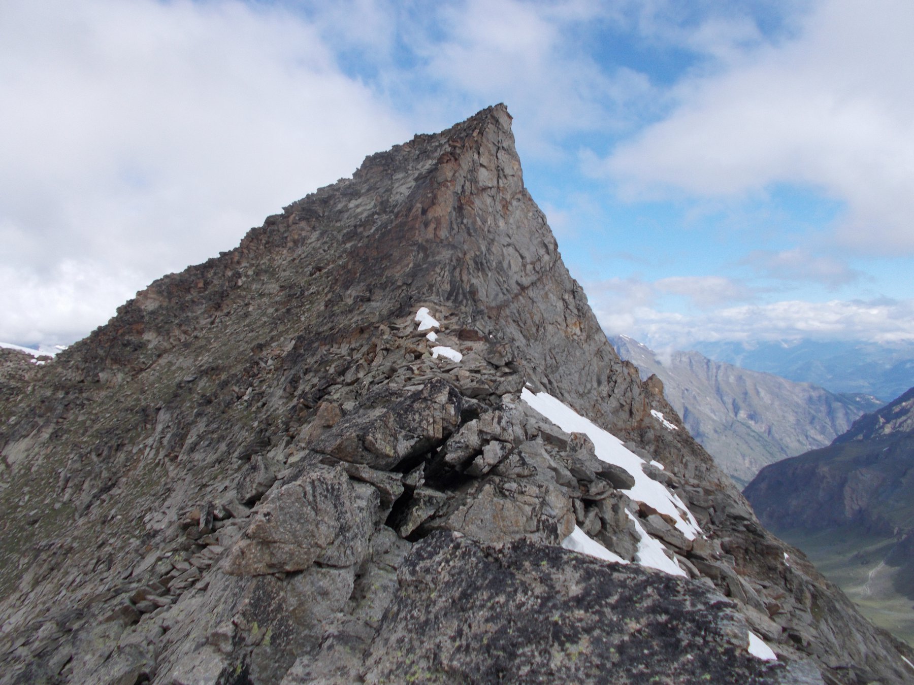 lasciando la Money alle spalle..