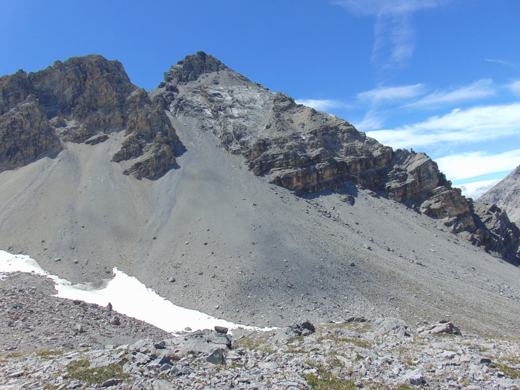 Il Rocher des Pres con il canale detritico