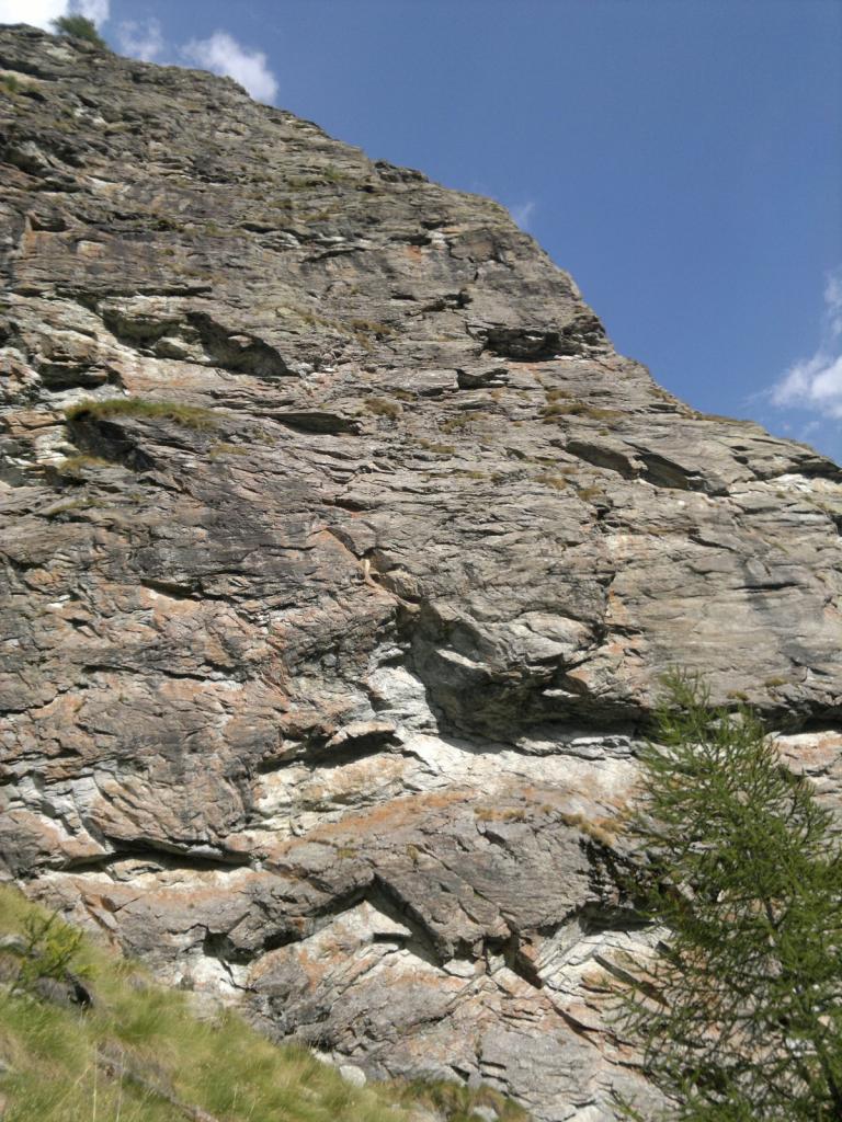 porzione di parete dove si trovanoi primi tiri