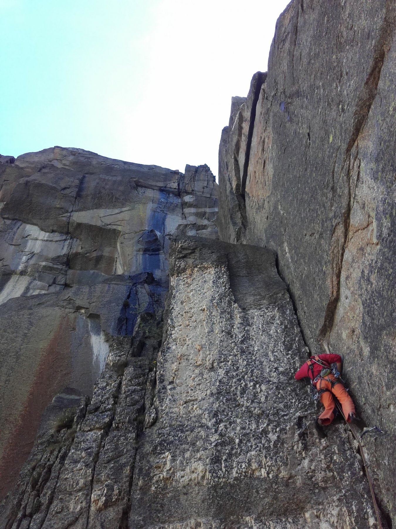 Il bellissimo diedro con i quarzi