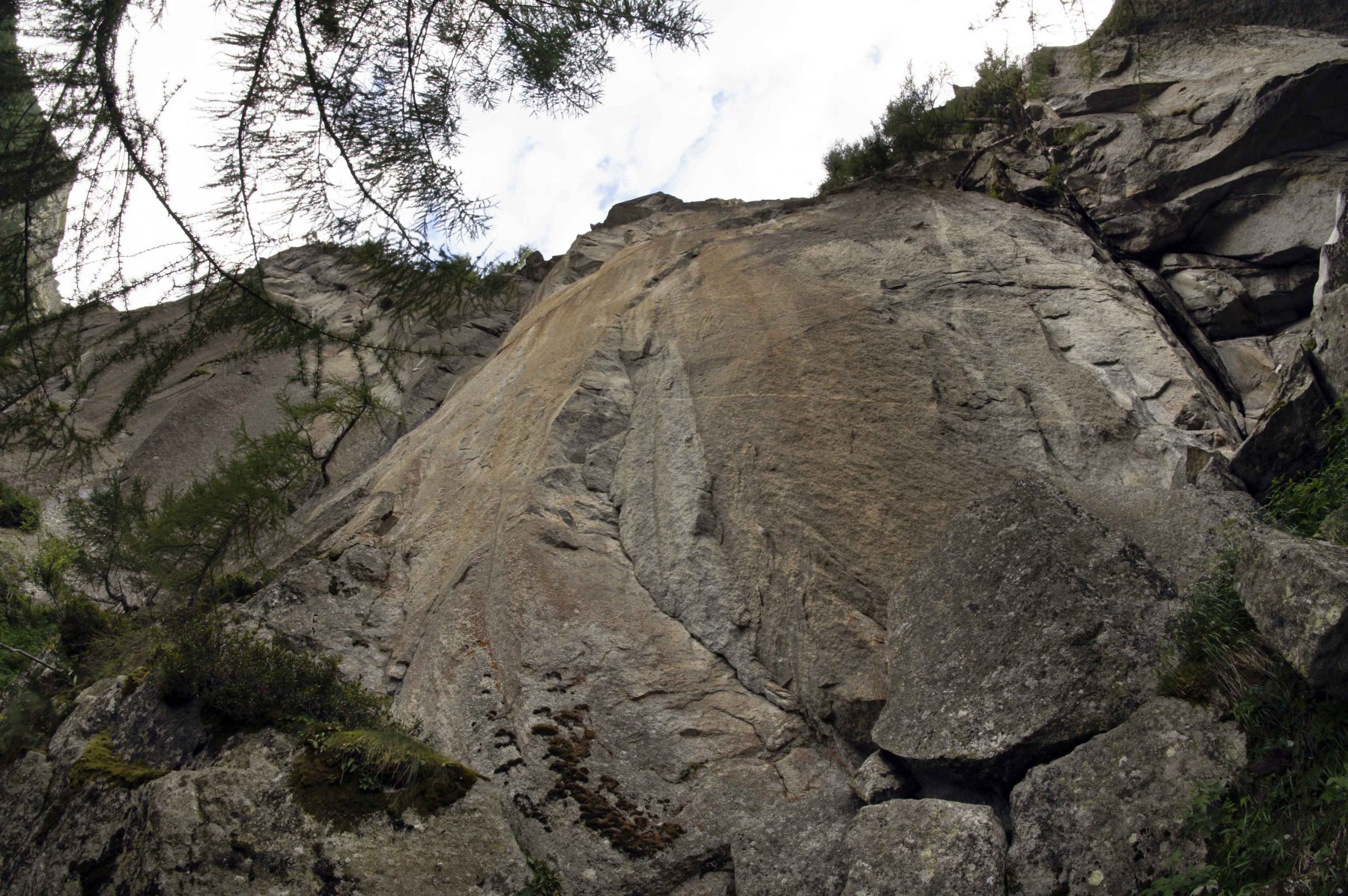 il diedrino dove si sviluppa la via