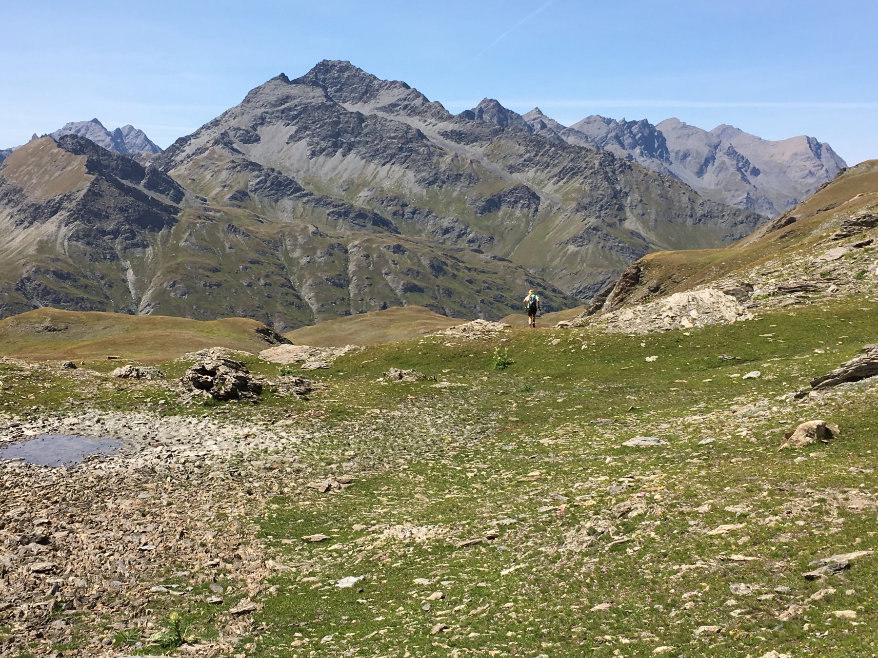 In discesa con  al fondo la Ramiere