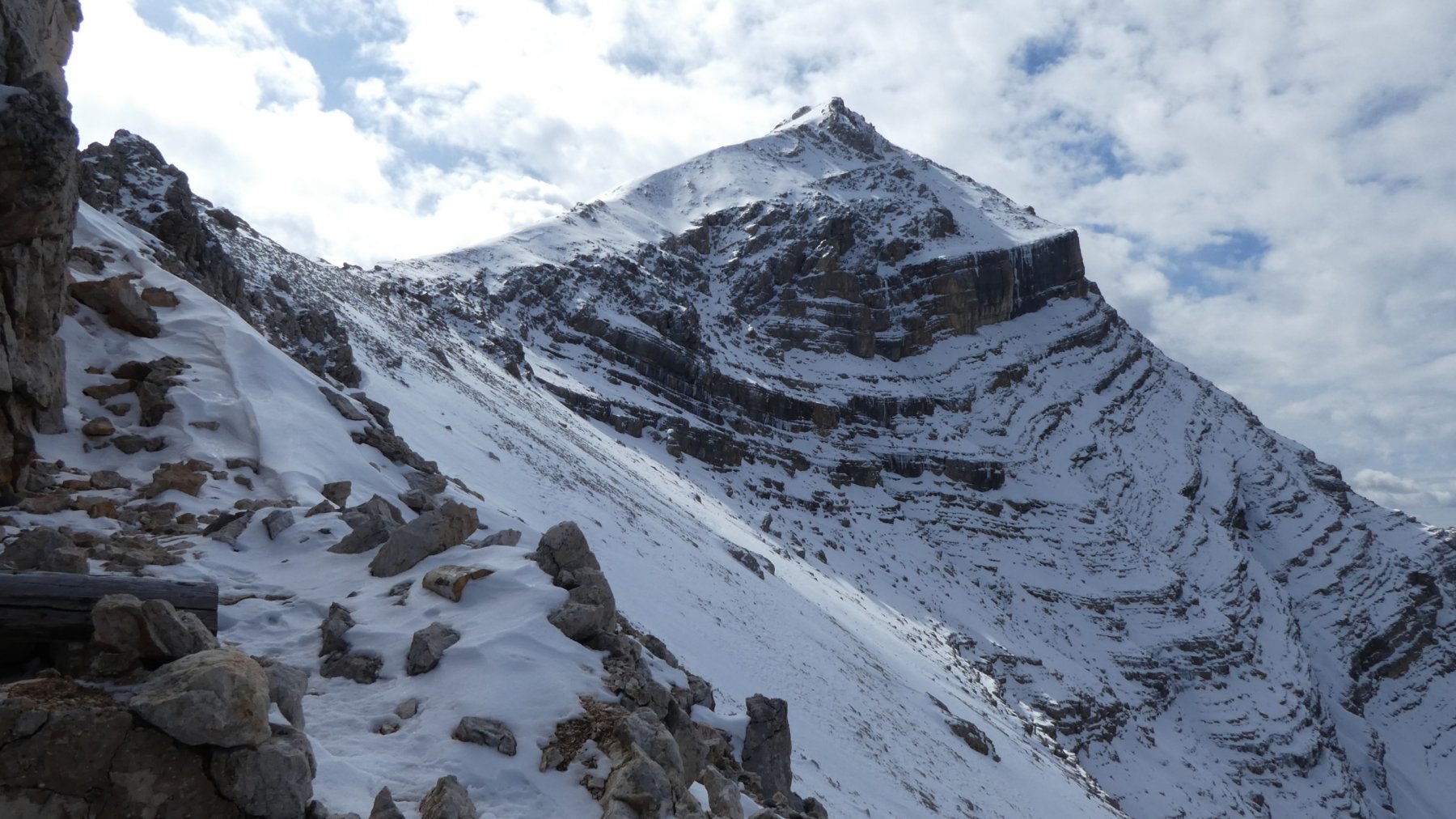 parte alta della bella cresta Nord della Tofana di Dentro