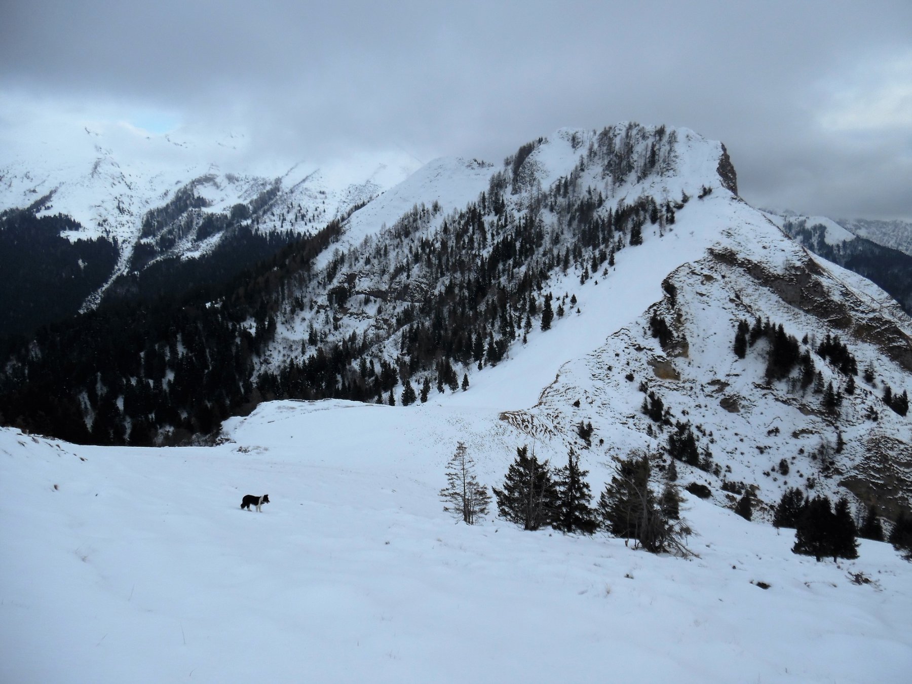 Bocchetta e Corru dalla salita verso il Redondo
